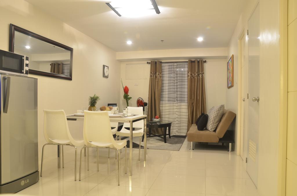 Gilmore Apartment At Princeton Residences Condominium Manila Room photo