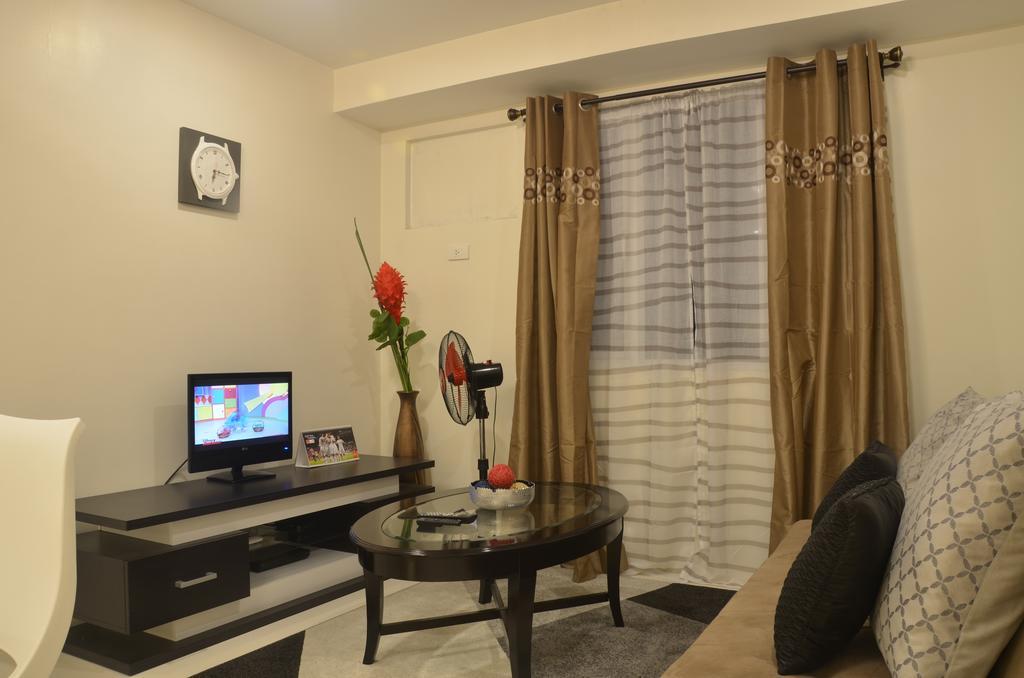 Gilmore Apartment At Princeton Residences Condominium Manila Room photo